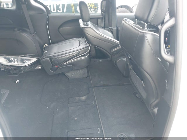 Chrysler Pacifica Limited 2025 2C4RC1GG2SR535217 Image 8