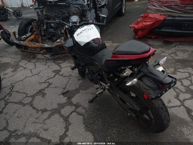 Kawasaki Er400 D 2019 JKAERKD1XKDA47734 Image 3