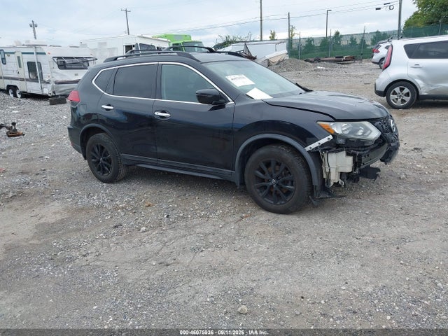2017 Nissan Rogue Sv მანქანა იყიდება აუქციონზე, vin: 5N1AT2MV1HC817321, აუქციონის ნომერი: 46075936
