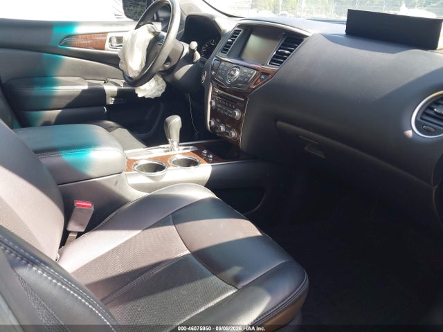 46075950 :رقم المزاد ، 5N1AR2MN8GC670878 vin ، 2016 Nissan Pathfinder Platinum مزاد بيع