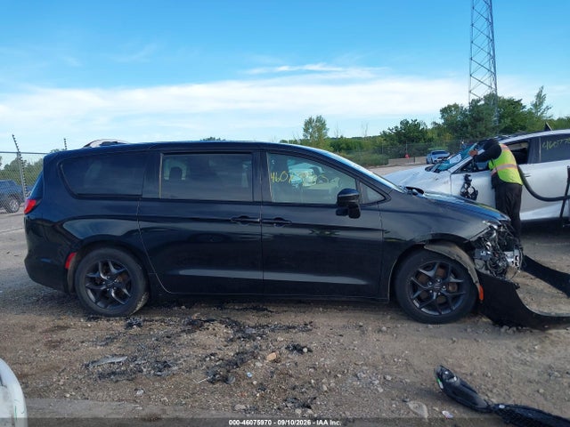 Продаж на аукціоні авто 2020 Chrysler Pacifica Touring, vin: 2C4RC1FG7LR128951, номер лоту: 46075970