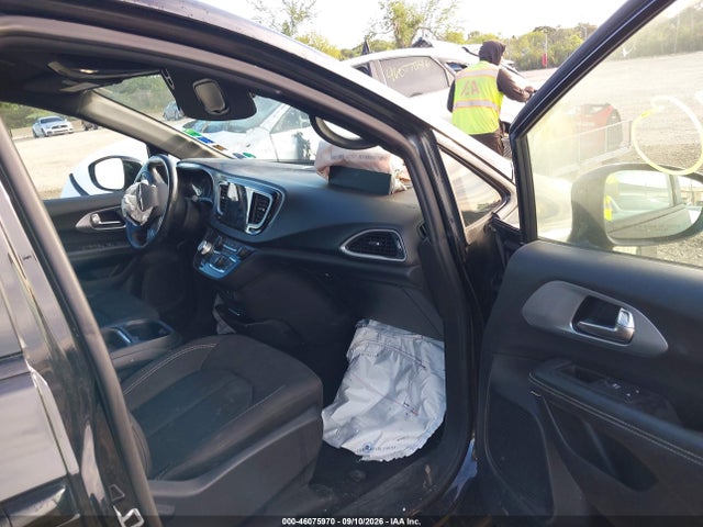 Продаж на аукціоні авто 2020 Chrysler Pacifica Touring, vin: 2C4RC1FG7LR128951, номер лоту: 46075970