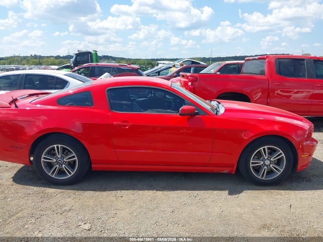 46075981 :رقم المزاد ، 1ZVBP8AM5D5205145 vin ، 2013 Ford Mustang V6 Premium مزاد بيع