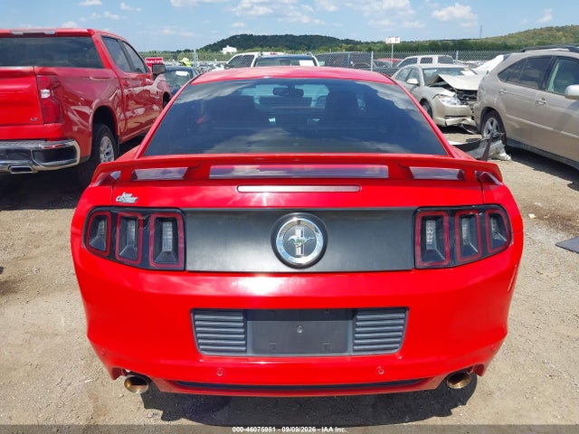 46075981 :رقم المزاد ، 1ZVBP8AM5D5205145 vin ، 2013 Ford Mustang V6 Premium مزاد بيع