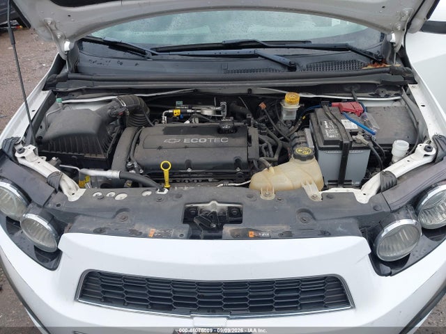 46076009 :رقم المزاد ، 1G1JA6SH3F4160438 vin ، 2015 Chevrolet Sonic Ls Auto مزاد بيع