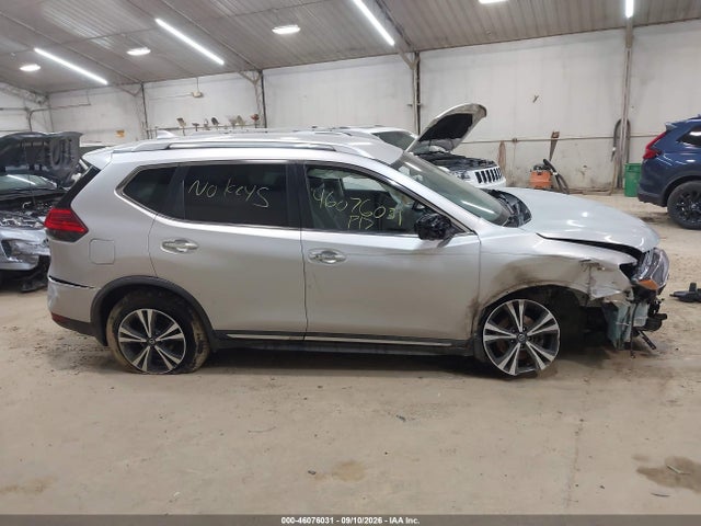 46076031 :رقم المزاد ، JN8AT2MV4HW284050 vin ، 2017 Nissan Rogue Sl مزاد بيع