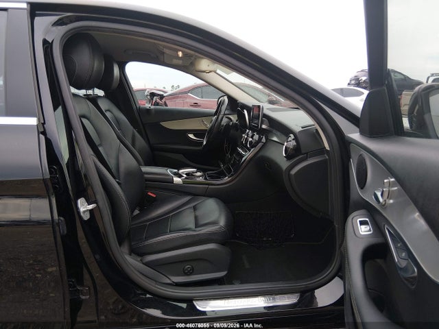 55SWF4JB3GU157287 Mercedes-Benz C 300