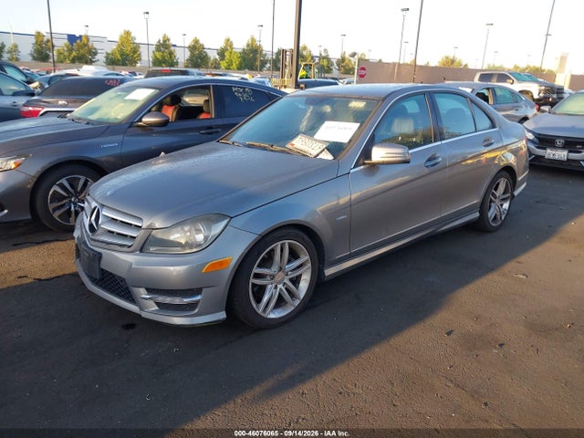 2012 Mercedes-benz C 250 Sport მანქანა იყიდება აუქციონზე, vin: WDDGF4HBXCA608235, აუქციონის ნომერი: 46076065
