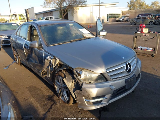 2012 Mercedes-benz C 250 Sport მანქანა იყიდება აუქციონზე, vin: WDDGF4HBXCA608235, აუქციონის ნომერი: 46076065