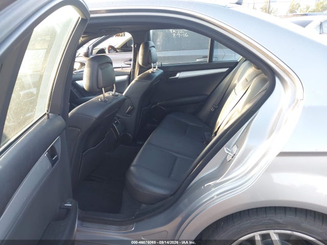 2012 Mercedes-benz C 250 Sport მანქანა იყიდება აუქციონზე, vin: WDDGF4HBXCA608235, აუქციონის ნომერი: 46076065