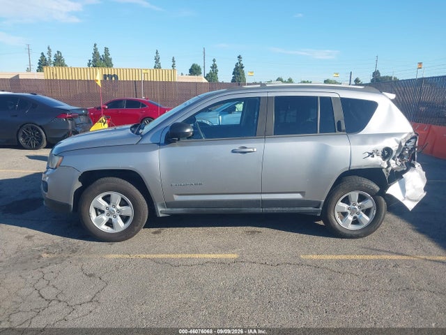 46076068 :رقم المزاد ، 1C4NJCBA3FD436871 vin ، 2015 Jeep Compass Sport مزاد بيع