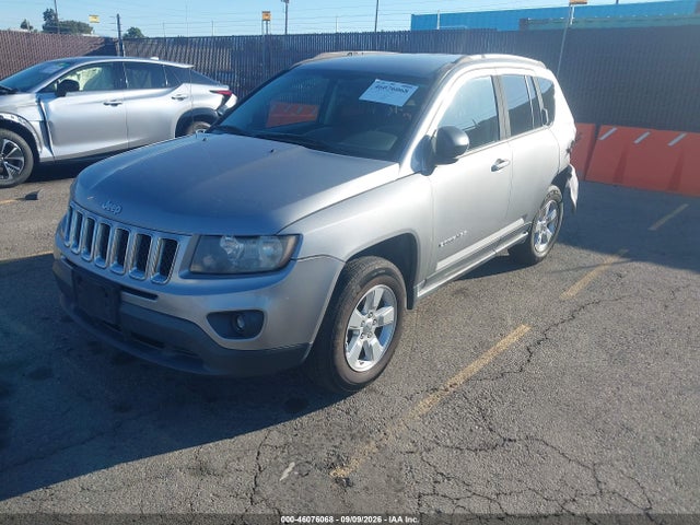 46076068 :رقم المزاد ، 1C4NJCBA3FD436871 vin ، 2015 Jeep Compass Sport مزاد بيع