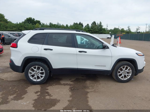 Продаж на аукціоні авто 2016 Jeep Cherokee Sport, vin: 1C4PJMAB2GW211663, номер лоту: 46076094