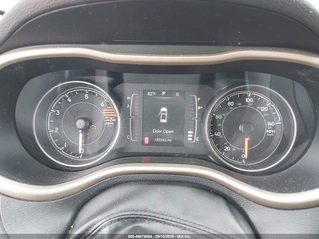 Продаж на аукціоні авто 2016 Jeep Cherokee Sport, vin: 1C4PJMAB2GW211663, номер лоту: 46076094