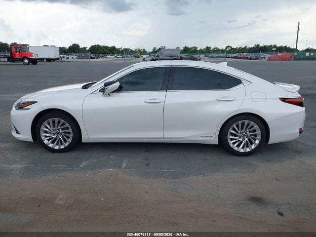 Продажа на аукционе авто 2022 Lexus Es 300h Ultra Luxury, vin: 58AFA1C18NU026562, номер лота: 46076117