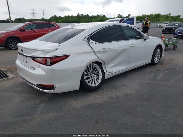Продажа на аукционе авто 2022 Lexus Es 300h Ultra Luxury, vin: 58AFA1C18NU026562, номер лота: 46076117