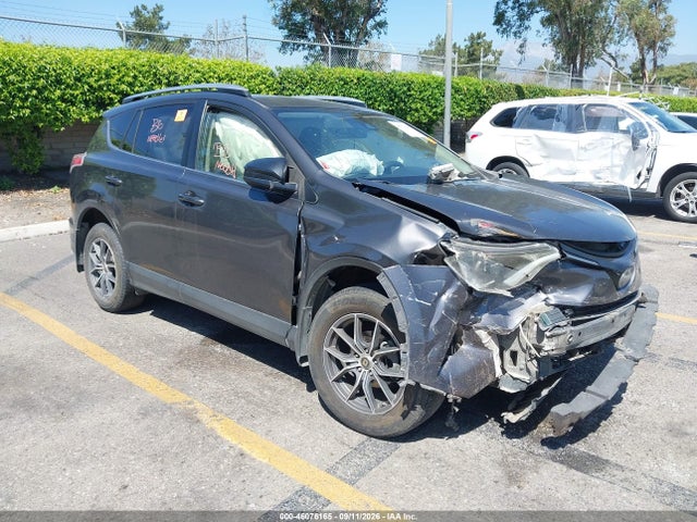 Aukcja sprzedaży 2017 Toyota Rav4 Le, vin: JTMZFREV0HJ111121, numer aukcji: 46076165