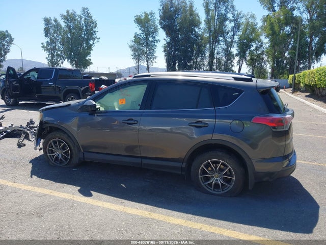 46076165 :رقم المزاد ، JTMZFREV0HJ111121 vin ، 2017 Toyota Rav4 Le مزاد بيع