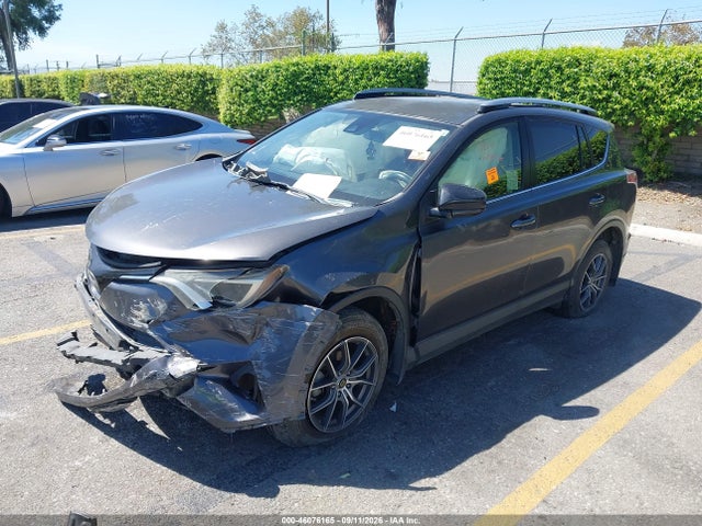 46076165 :رقم المزاد ، JTMZFREV0HJ111121 vin ، 2017 Toyota Rav4 Le مزاد بيع