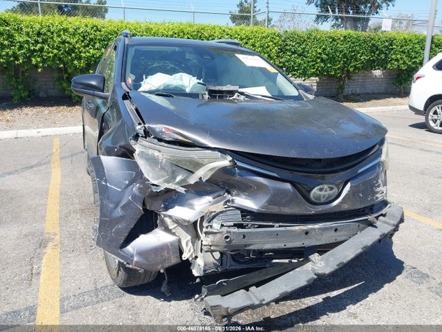 46076165 :رقم المزاد ، JTMZFREV0HJ111121 vin ، 2017 Toyota Rav4 Le مزاد بيع