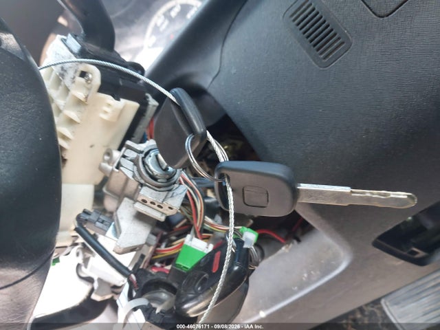 2005 Honda Cr-v Lx მანქანა იყიდება აუქციონზე, vin: SHSRD78555U324843, აუქციონის ნომერი: 46076171