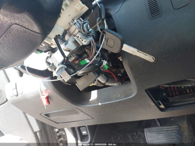 2005 Honda Cr-v Lx მანქანა იყიდება აუქციონზე, vin: SHSRD78555U324843, აუქციონის ნომერი: 46076171