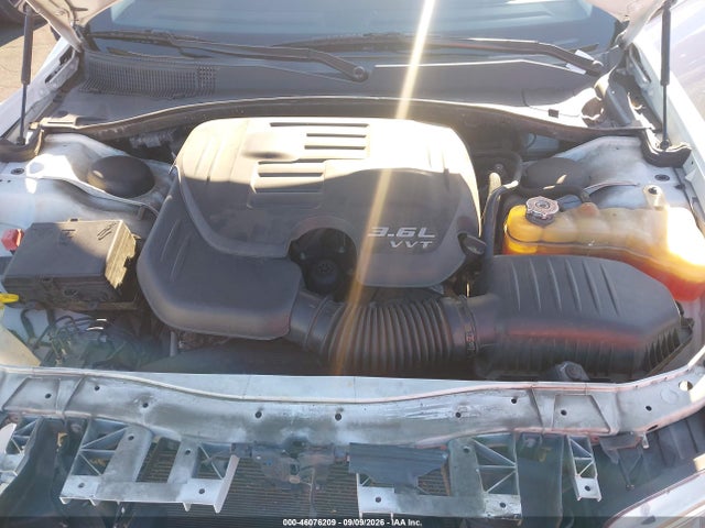 Chrysler 300 Limited 2018 2C3CCAEG4JH159606 Image 10