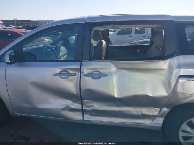 2016 Kia Sedona L მანქანა იყიდება აუქციონზე, vin: KNDMA5C14G6120519, აუქციონის ნომერი: 46076233