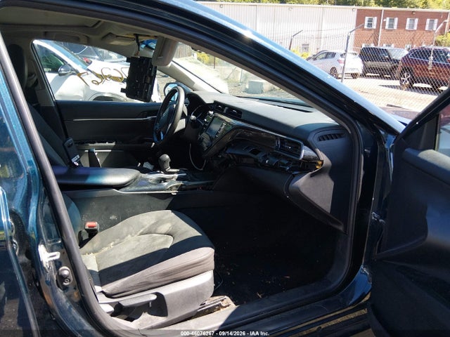 2019 Toyota Camry Le მანქანა იყიდება აუქციონზე, vin: 4T1B11HK6KU795757, აუქციონის ნომერი: 46076267