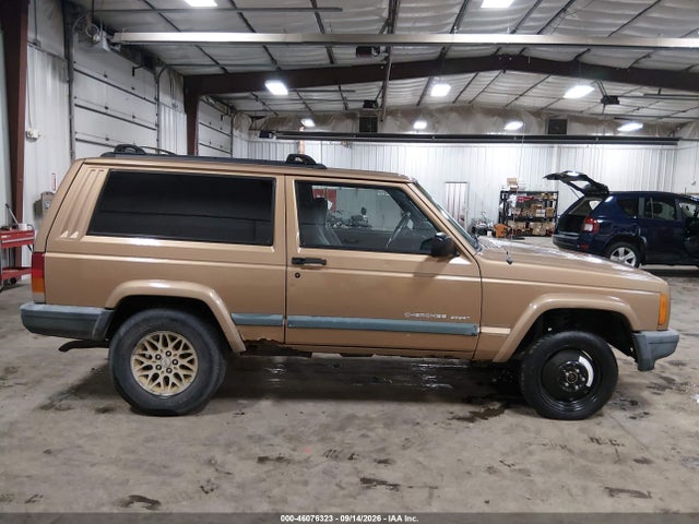 1999 Jeep Cherokee Sport მანქანა იყიდება აუქციონზე, vin: 1J4FF67S9XL574540, აუქციონის ნომერი: 46076323