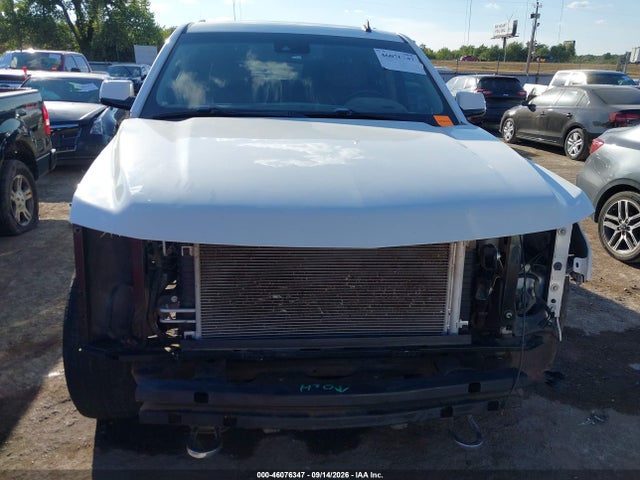 46076347 :رقم المزاد ، 1GNSKJKC6FR185456 vin ، 2015 Chevrolet Suburban 1500 Lt مزاد بيع