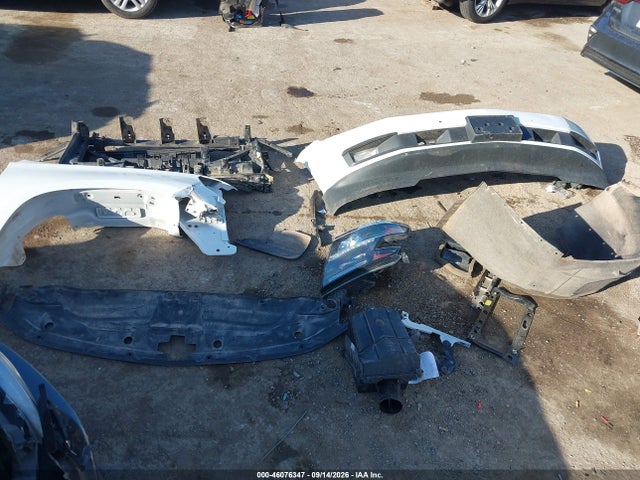 46076347 :رقم المزاد ، 1GNSKJKC6FR185456 vin ، 2015 Chevrolet Suburban 1500 Lt مزاد بيع