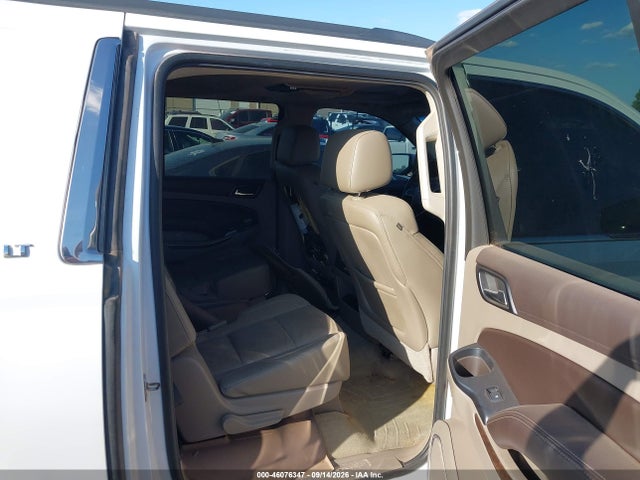 46076347 :رقم المزاد ، 1GNSKJKC6FR185456 vin ، 2015 Chevrolet Suburban 1500 Lt مزاد بيع