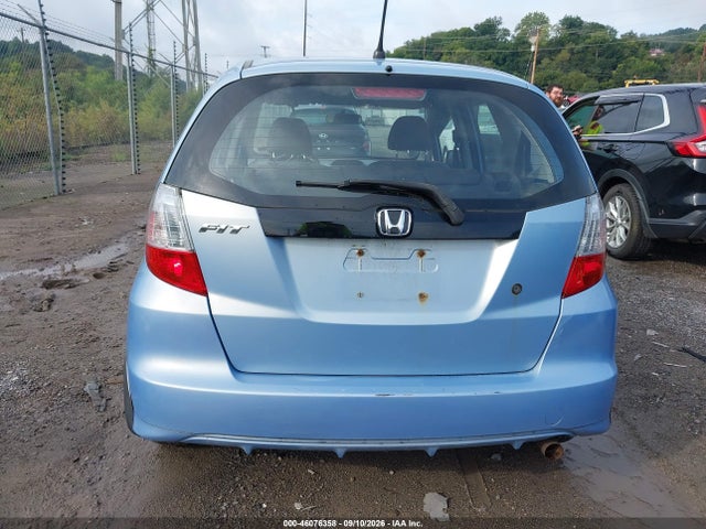 2010 Honda Fit მანქანა იყიდება აუქციონზე, vin: JHMGE8H27AC027120, აუქციონის ნომერი: 46076358