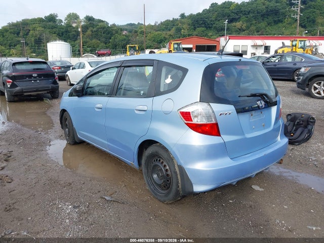 2010 Honda Fit მანქანა იყიდება აუქციონზე, vin: JHMGE8H27AC027120, აუქციონის ნომერი: 46076358