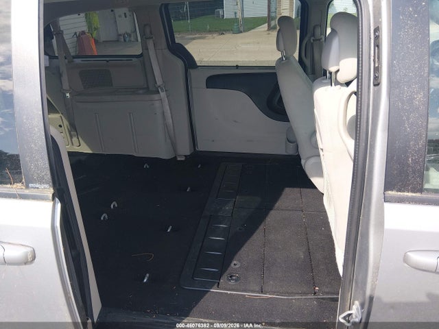 46076382 :رقم المزاد ، 2C4RDGCG2DR613326 vin ، 2013 Dodge Grand Caravan Sxt مزاد بيع