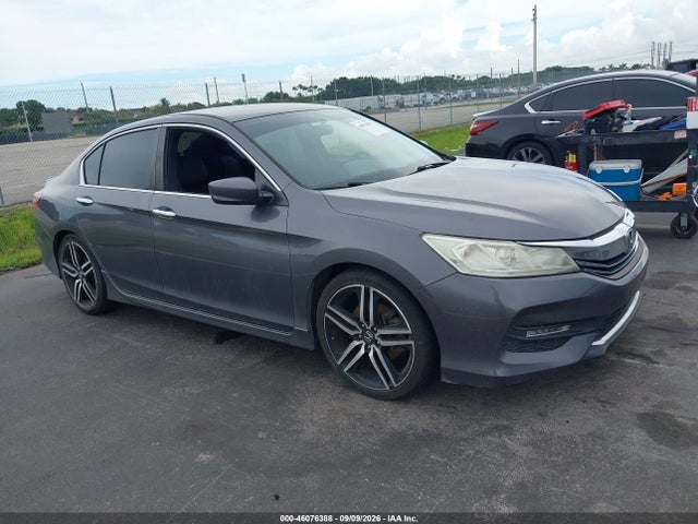 46076388 :رقم المزاد ، 1HGCR2F51HA077324 vin ، 2017 Honda Accord Sport مزاد بيع