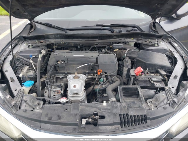 46076388 :رقم المزاد ، 1HGCR2F51HA077324 vin ، 2017 Honda Accord Sport مزاد بيع