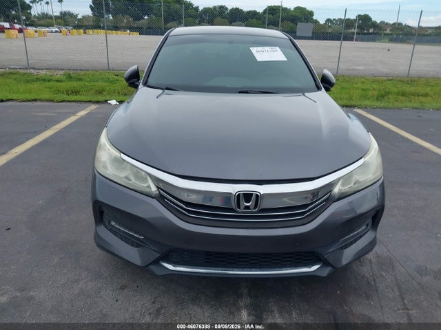 46076388 :رقم المزاد ، 1HGCR2F51HA077324 vin ، 2017 Honda Accord Sport مزاد بيع