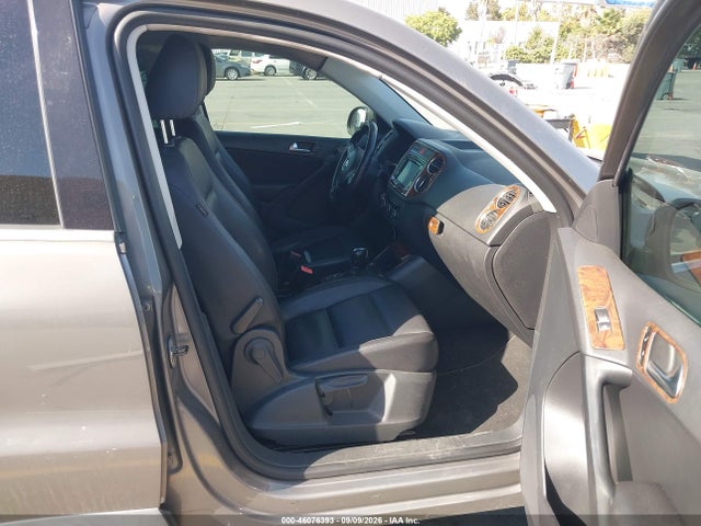 Aukcja sprzedaży 2011 Volkswagen Tiguan Se, vin: WVGAV7AX5BW535234, numer aukcji: 46076393
