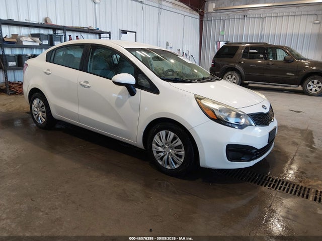 2015 Kia Rio Lx მანქანა იყიდება აუქციონზე, vin: KNADM4A38F6464808, აუქციონის ნომერი: 46076398