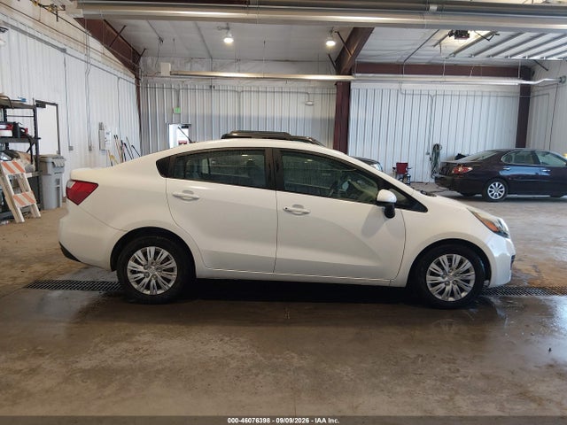 2015 Kia Rio Lx მანქანა იყიდება აუქციონზე, vin: KNADM4A38F6464808, აუქციონის ნომერი: 46076398