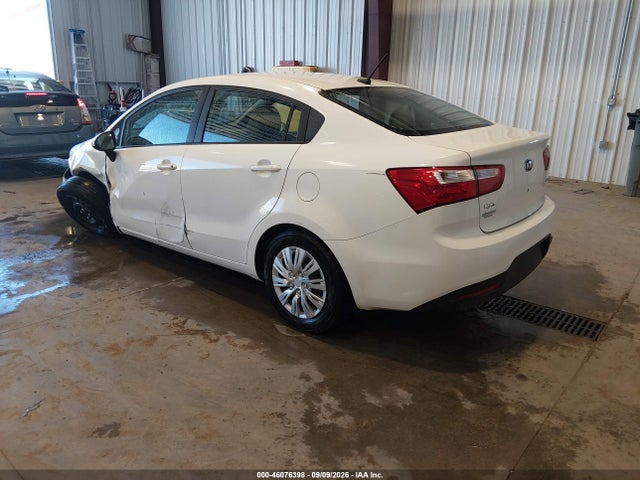 2015 Kia Rio Lx მანქანა იყიდება აუქციონზე, vin: KNADM4A38F6464808, აუქციონის ნომერი: 46076398
