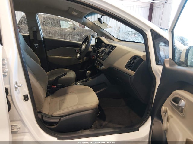 2015 Kia Rio Lx მანქანა იყიდება აუქციონზე, vin: KNADM4A38F6464808, აუქციონის ნომერი: 46076398