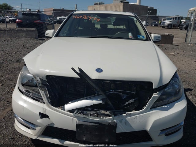 Aukcja sprzedaży 2012 Mercedes-benz C 300 Sport 4matic, vin: WDDGF8BB1CA643004, numer aukcji: 46076499