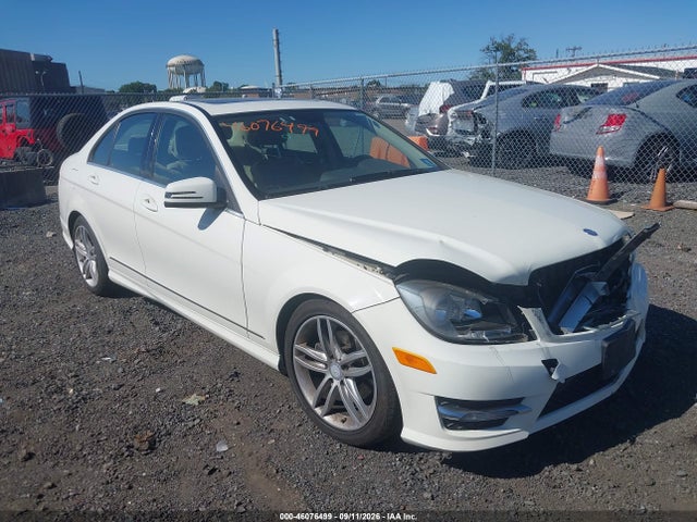Aukcja sprzedaży 2012 Mercedes-benz C 300 Sport 4matic, vin: WDDGF8BB1CA643004, numer aukcji: 46076499