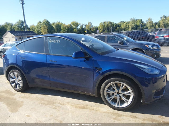 46076597 :رقم المزاد ، 5YJYGDEE1MF254916 vin ، 2021 Tesla Model Y Long Range Dual Motor All-wheel Drive مزاد بيع