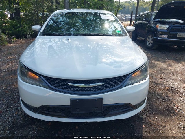 46076607 :رقم المزاد ، 1C3CCCBG6FN672919 vin ، 2015 Chrysler 200 S مزاد بيع