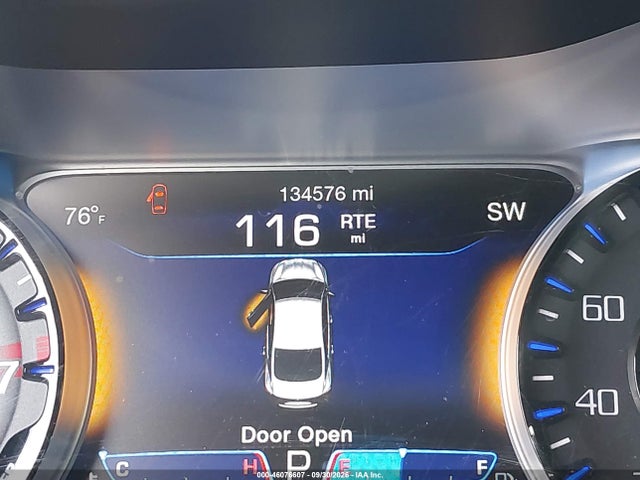 46076607 :رقم المزاد ، 1C3CCCBG6FN672919 vin ، 2015 Chrysler 200 S مزاد بيع