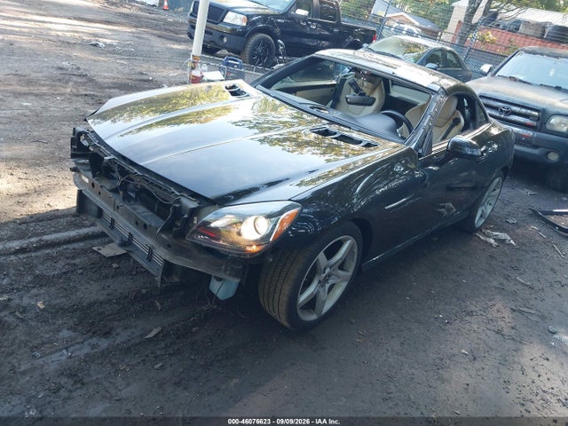 46076623 :رقم المزاد ، WDDPK4HA4EF092222 vin ، 2014 Mercedes-benz Slk 250 مزاد بيع